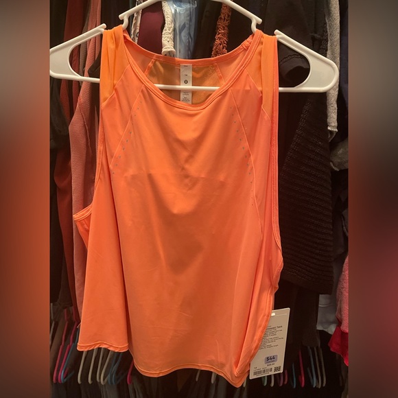 Lululemon top size 14 - Picture 2 of 5